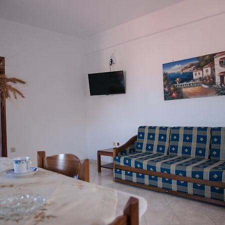 Maxis Apartment 2 Корони Экстерьер фото