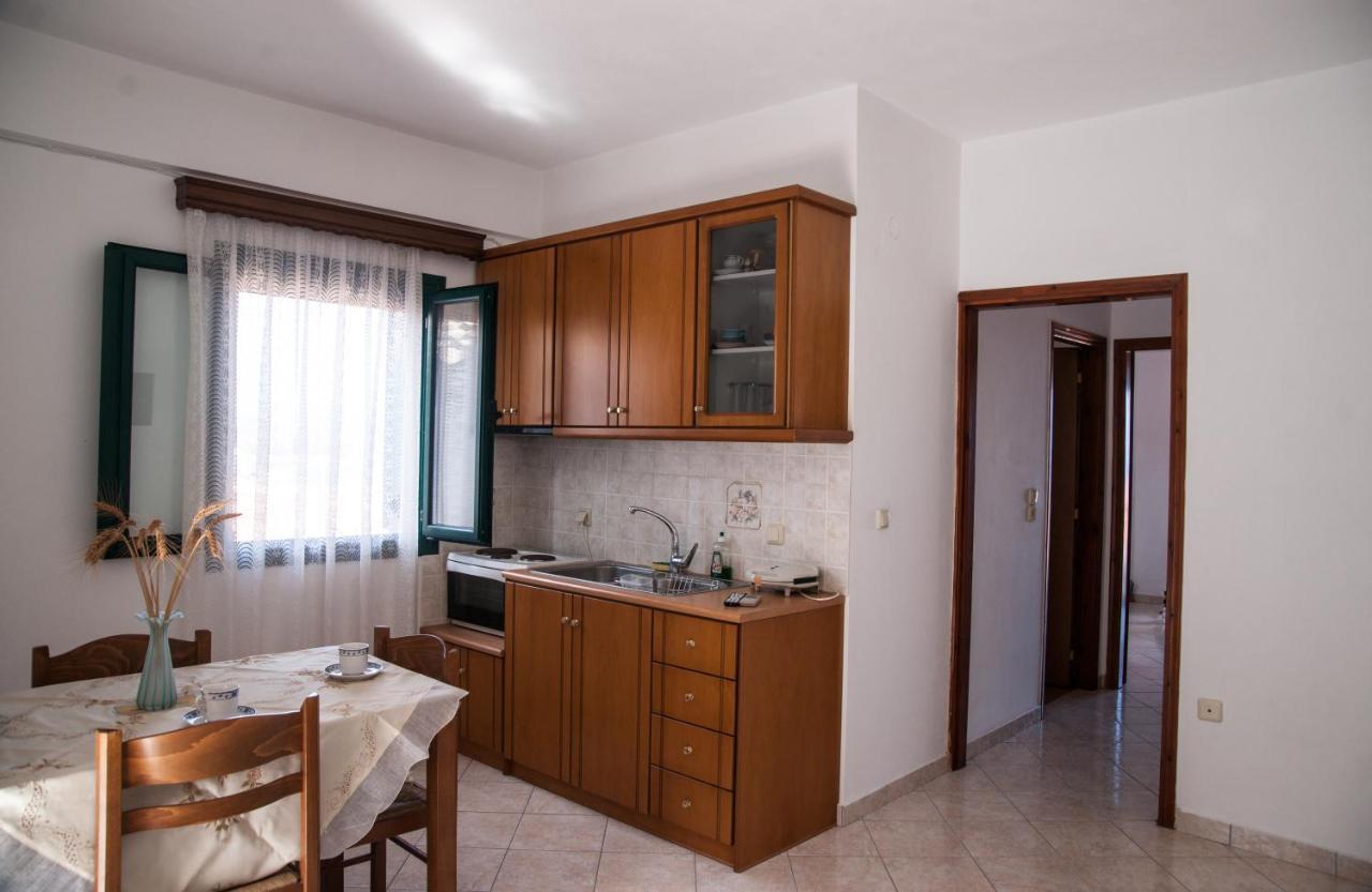 Maxis Apartment 2 Корони Экстерьер фото